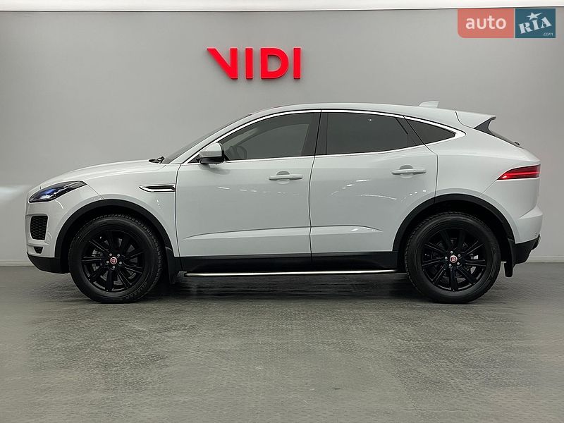 Внедорожник / Кроссовер Jaguar E-Pace 2018 в Киеве