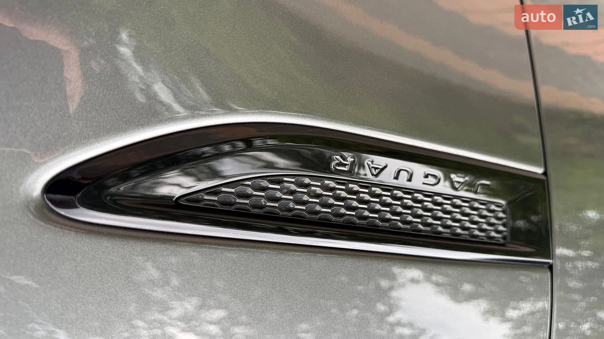 2018 Jaguar E-Pace - мініатюра 24