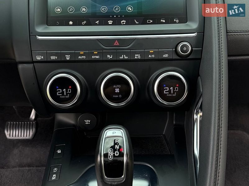 Позашляховик / Кросовер Jaguar E-Pace 2018 в Бершаді
