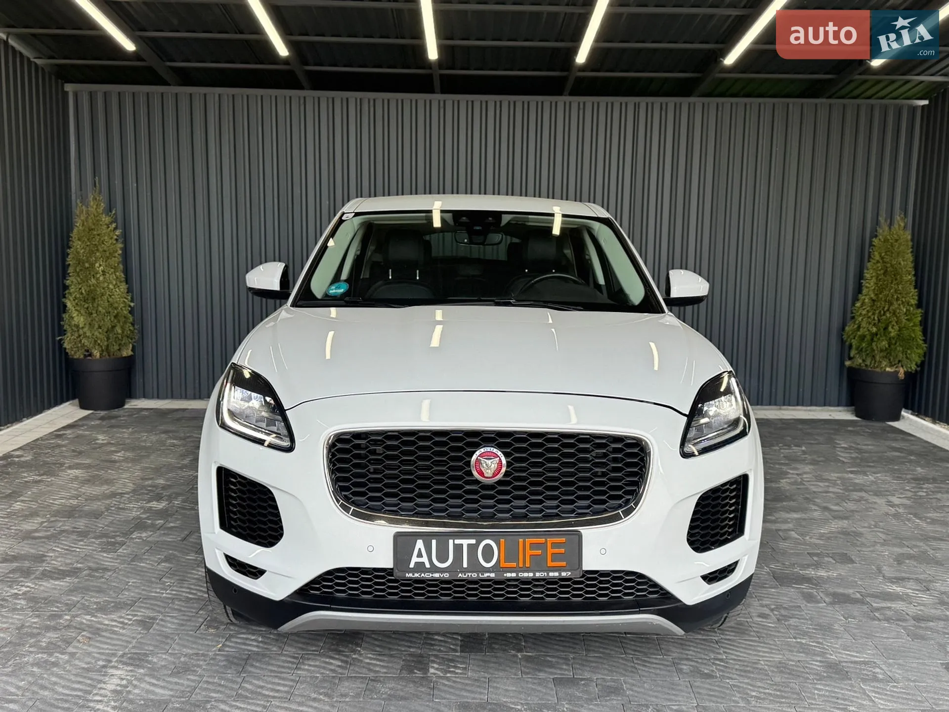 2020 Jaguar E-Pace - мініатюра 3