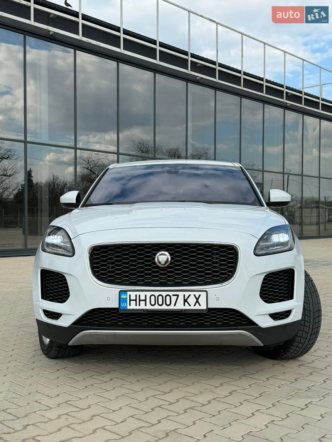 2017 Jaguar E-Pace - мініатюра 3
