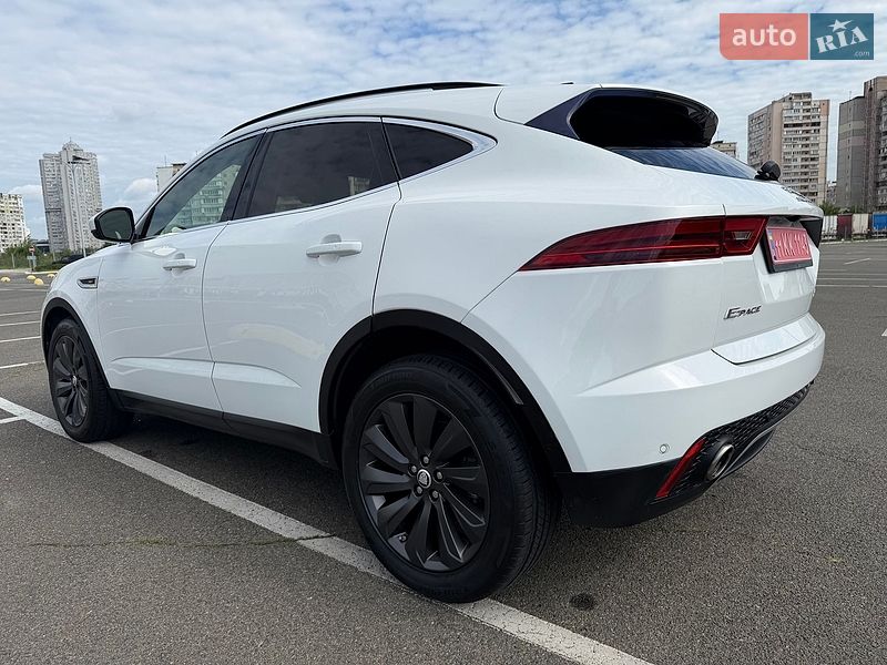 Позашляховик / Кросовер Jaguar E-Pace 2020 в Києві