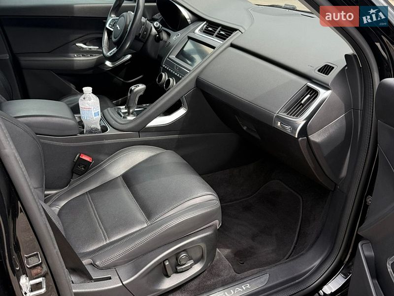 Позашляховик / Кросовер Jaguar E-Pace 2019 в Києві