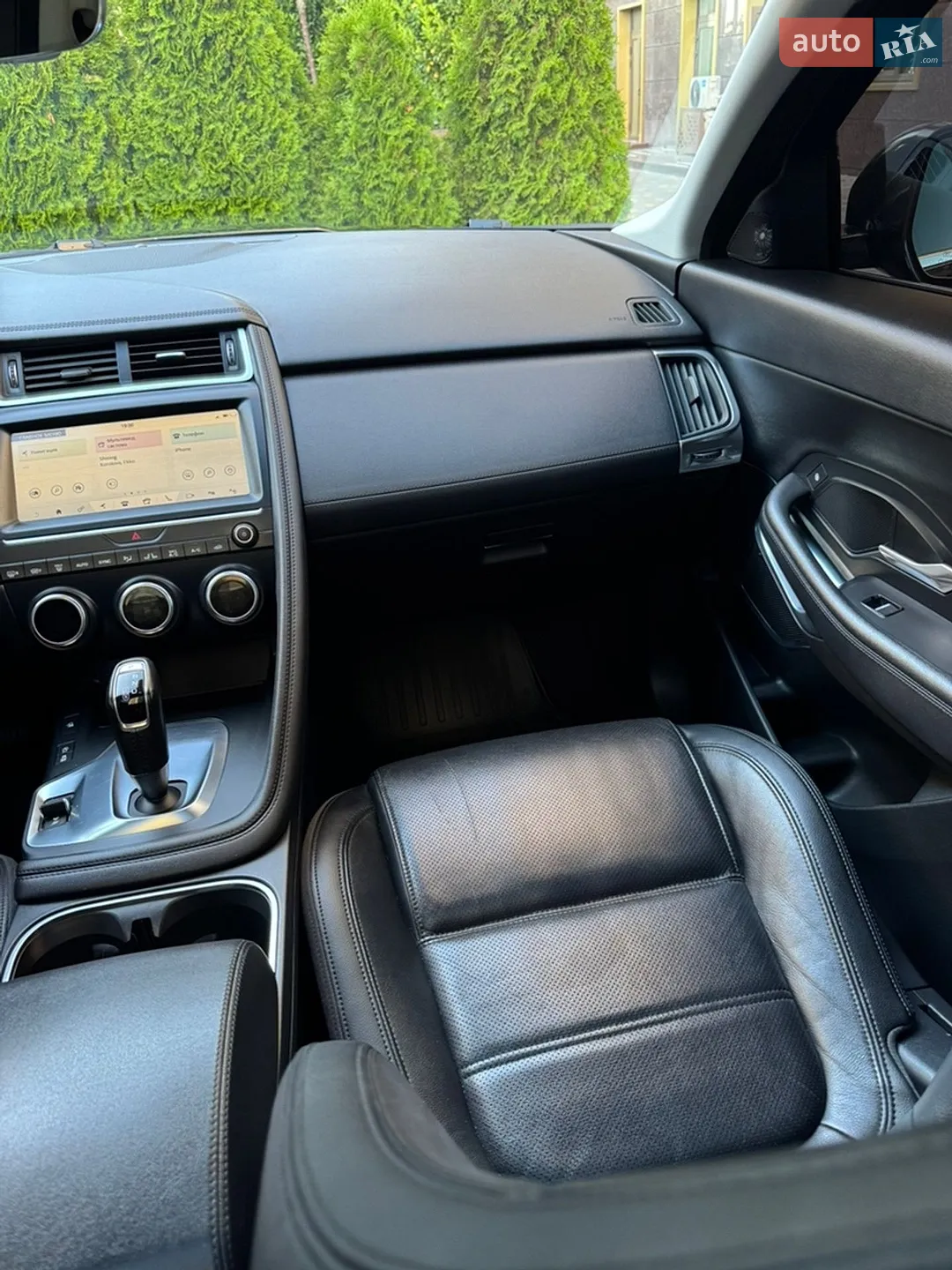 2018 Jaguar E-Pace - мініатюра 12