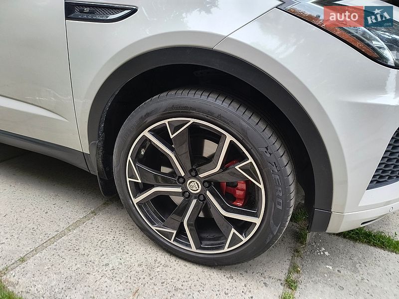 Внедорожник / Кроссовер Jaguar E-Pace 2018 в Киеве