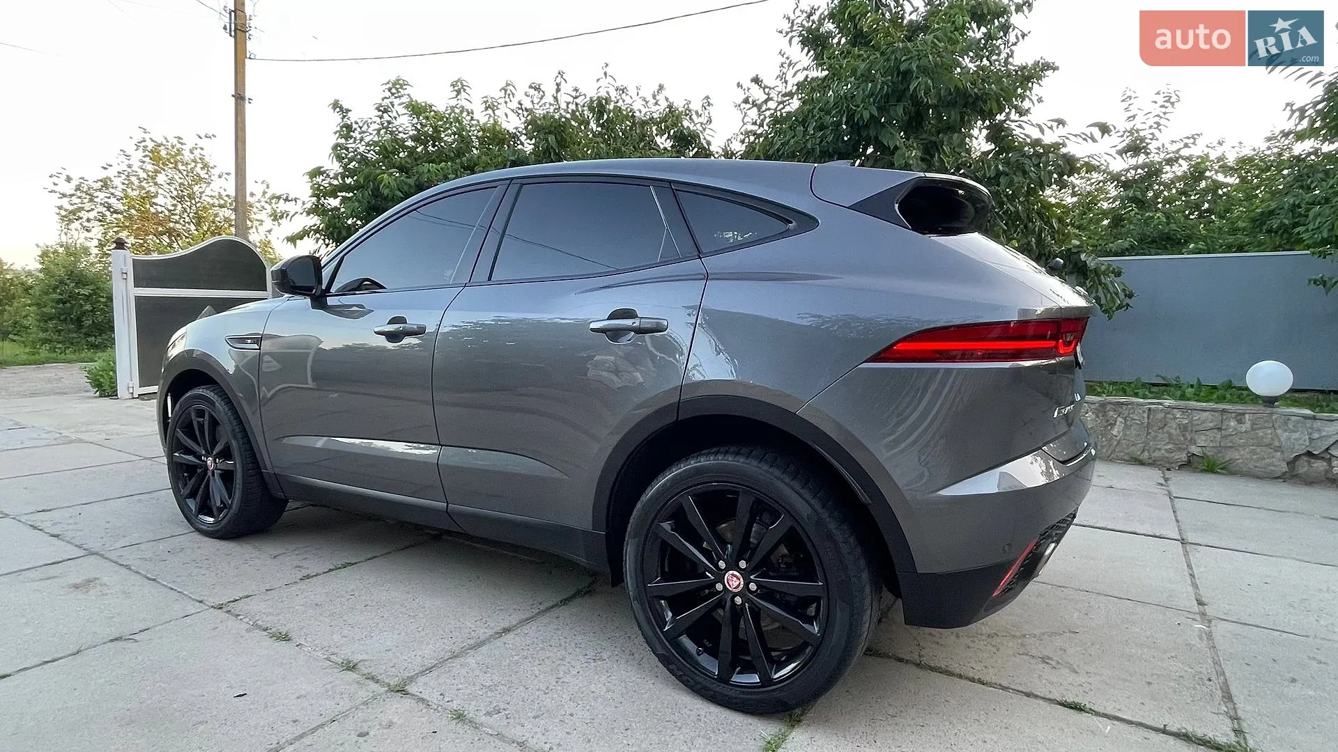 2019 Jaguar E-Pace - мініатюра 16