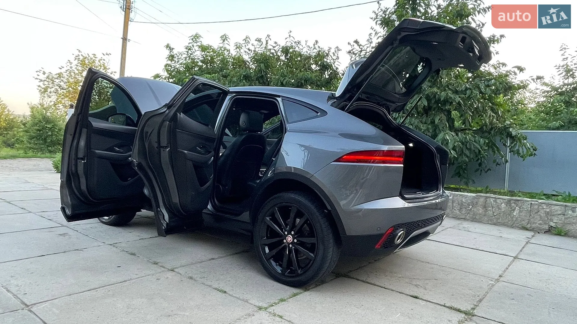 2019 Jaguar E-Pace - мініатюра 20