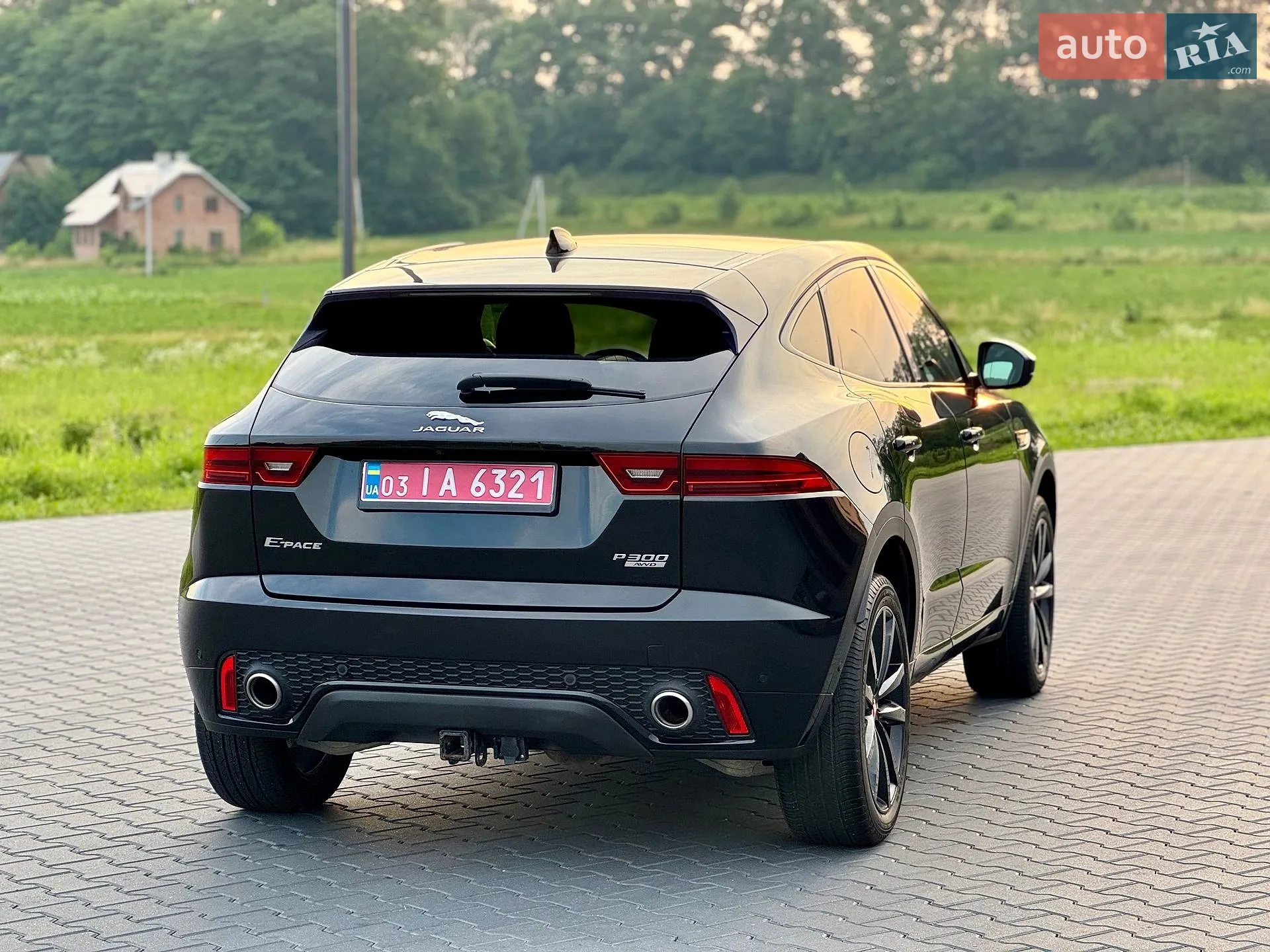 2019 Jaguar E-Pace - мініатюра 20