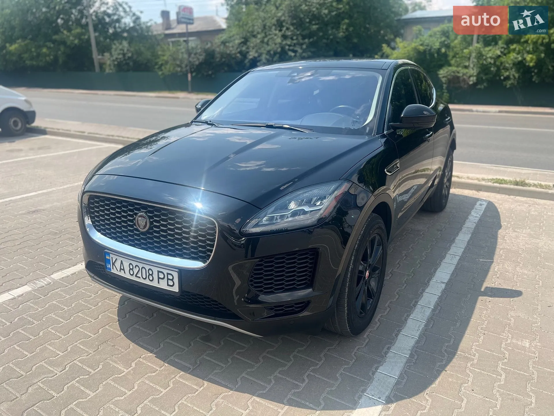 2018 Jaguar E-Pace - мініатюра 2