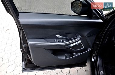 Позашляховик / Кросовер Jaguar E-Pace 2018 в Львові