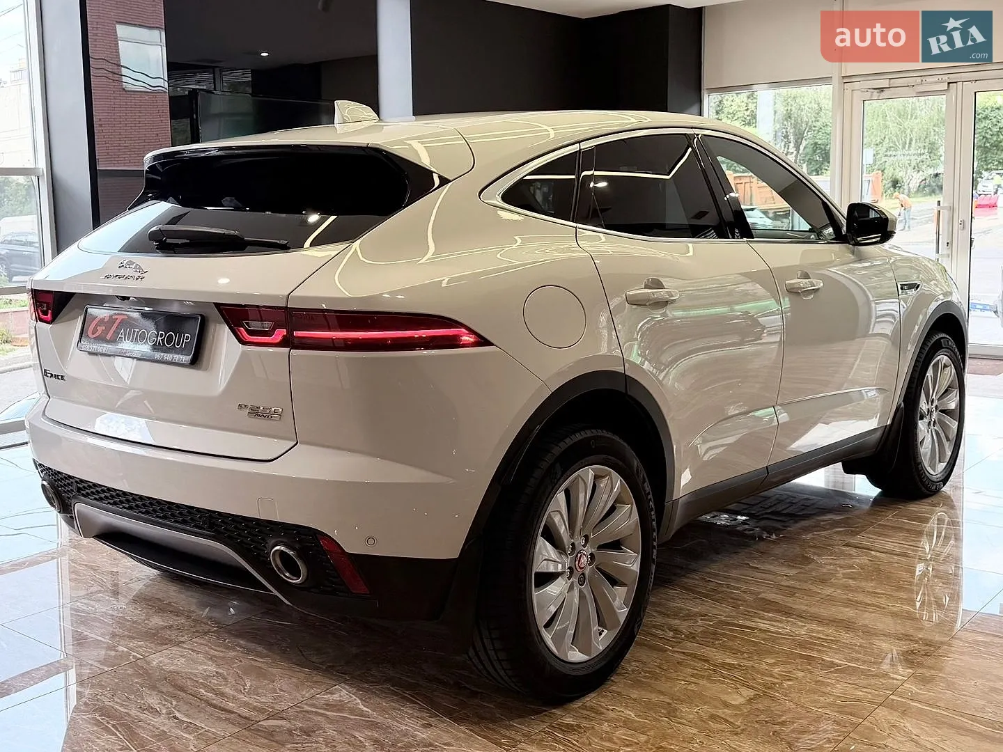 2017 Jaguar E-Pace - мініатюра 9
