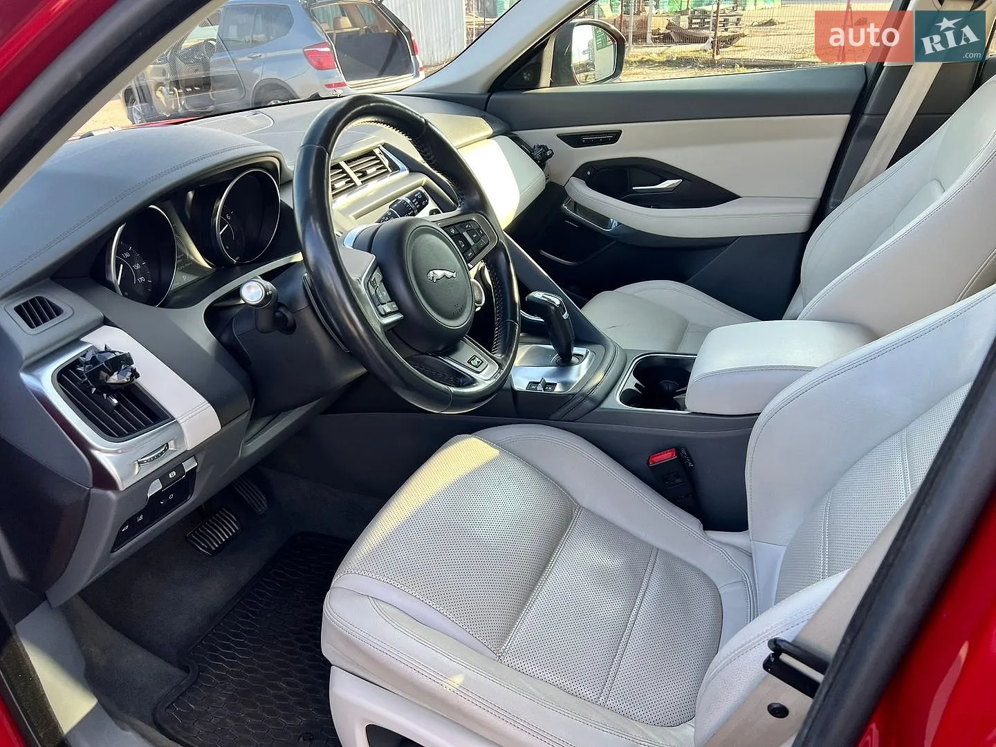 2018 Jaguar E-Pace - мініатюра 4