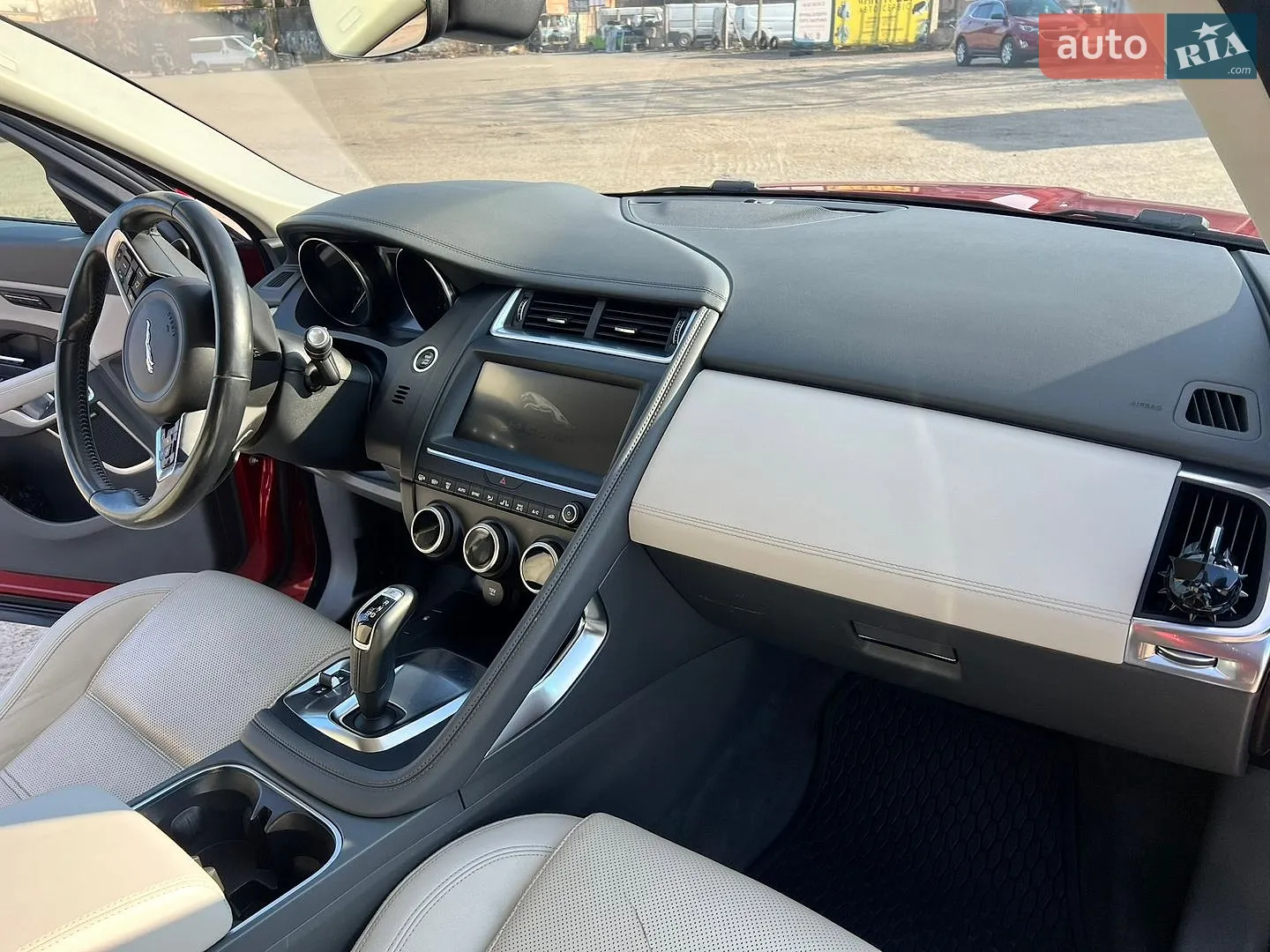 2018 Jaguar E-Pace - мініатюра 5