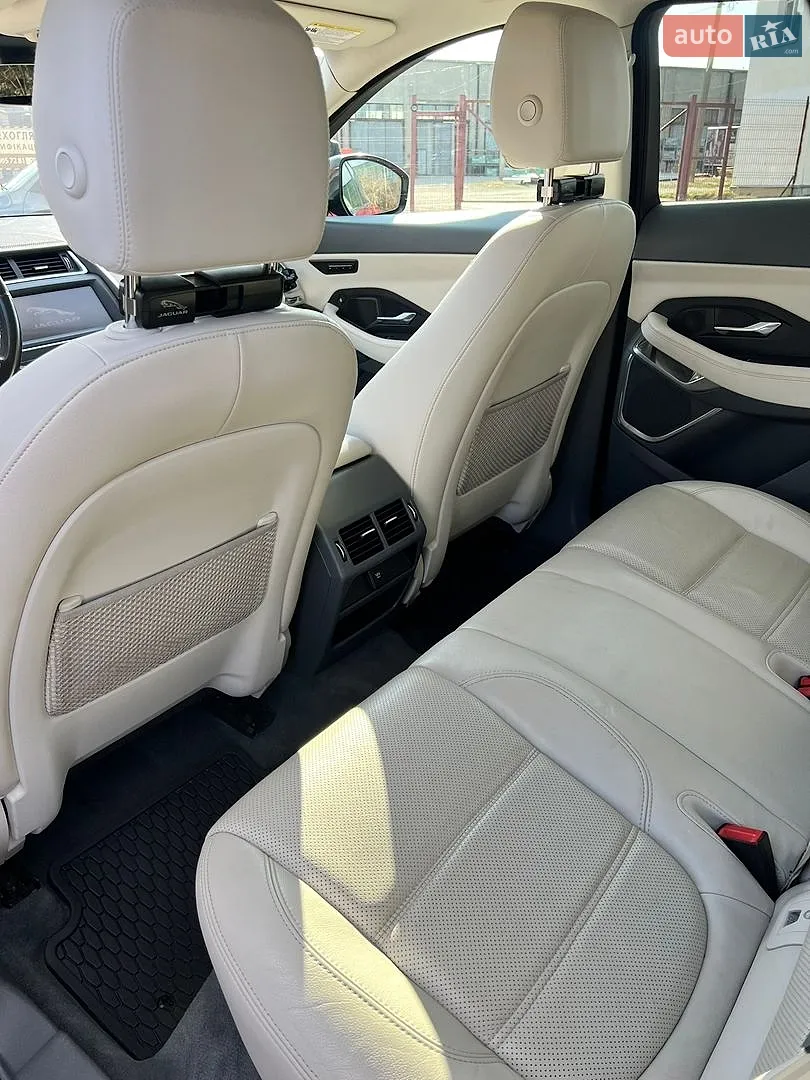 2018 Jaguar E-Pace - мініатюра 17
