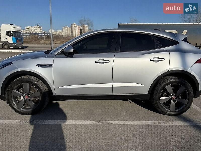 Внедорожник / Кроссовер Jaguar E-Pace 2019 в Киеве