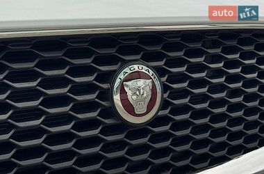 Внедорожник / Кроссовер Jaguar E-Pace 2018 в Киеве
