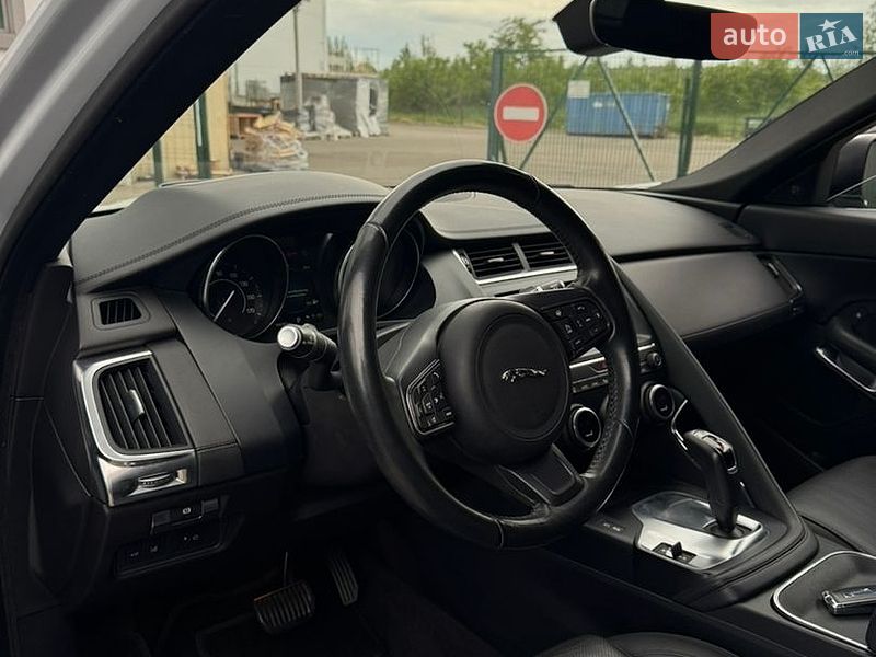 Внедорожник / Кроссовер Jaguar E-Pace 2018 в Киеве