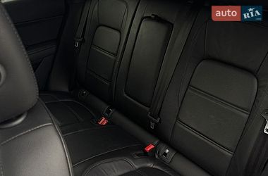 Внедорожник / Кроссовер Jaguar E-Pace 2018 в Киеве