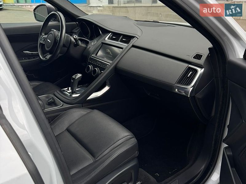 Внедорожник / Кроссовер Jaguar E-Pace 2018 в Киеве