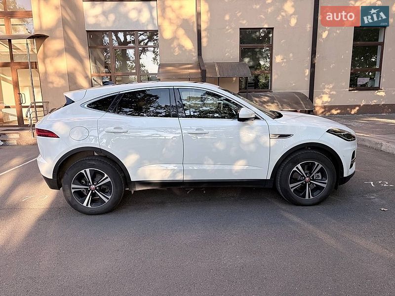 Внедорожник / Кроссовер Jaguar E-Pace 2021 в Киеве