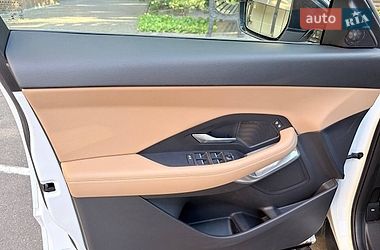 Внедорожник / Кроссовер Jaguar E-Pace 2021 в Киеве