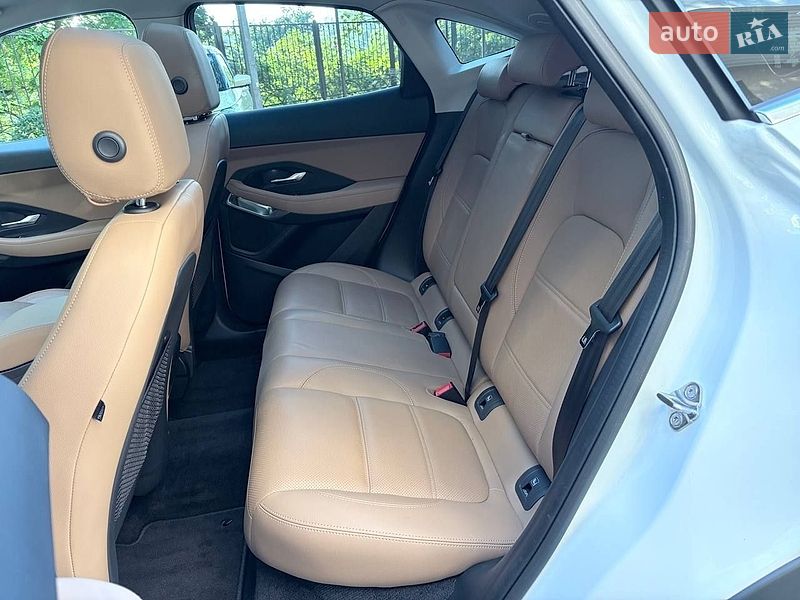 Внедорожник / Кроссовер Jaguar E-Pace 2021 в Киеве