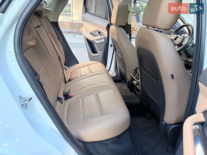 Внедорожник / Кроссовер Jaguar E-Pace 2021 в Киеве