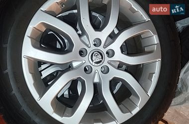 Внедорожник / Кроссовер Jaguar E-Pace 2021 в Киеве