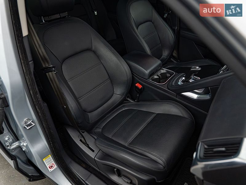 Внедорожник / Кроссовер Jaguar E-Pace 2019 в Киеве фото 15 Внедорожник / Кроссовер Jaguar E-Pace 2019 в Киеве