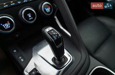 Внедорожник / Кроссовер Jaguar E-Pace 2019 в Киеве фото 18 Внедорожник / Кроссовер Jaguar E-Pace 2019 в Киеве