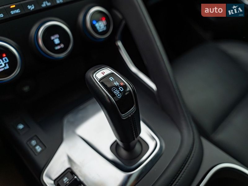 Внедорожник / Кроссовер Jaguar E-Pace 2019 в Киеве фото 18 Внедорожник / Кроссовер Jaguar E-Pace 2019 в Киеве
