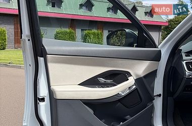 Позашляховик / Кросовер Jaguar E-Pace 2020 в Києві