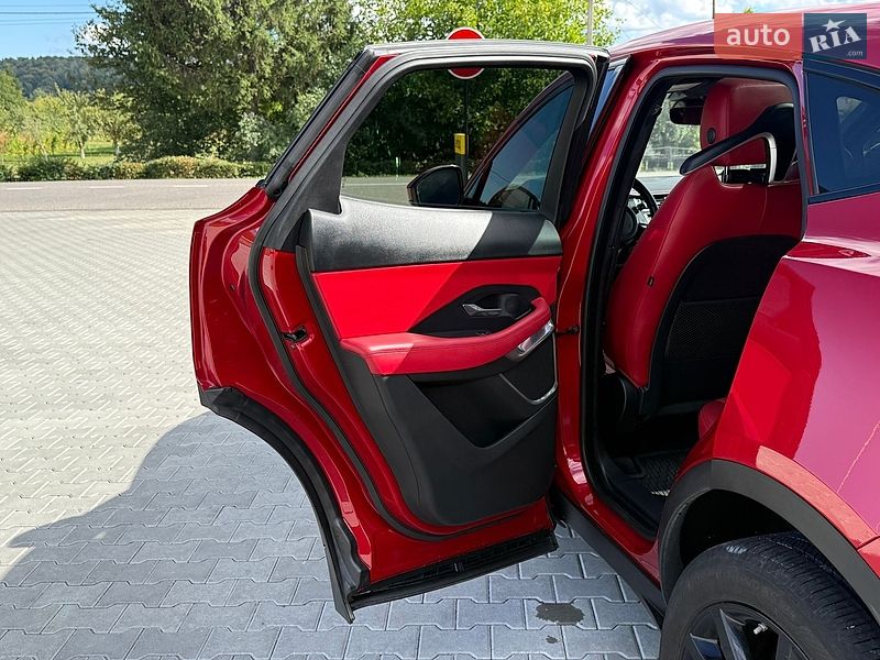 Позашляховик / Кросовер Jaguar E-Pace 2020 в Коломиї