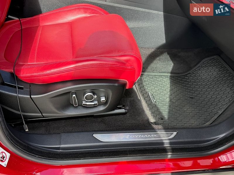 Позашляховик / Кросовер Jaguar E-Pace 2020 в Коломиї
