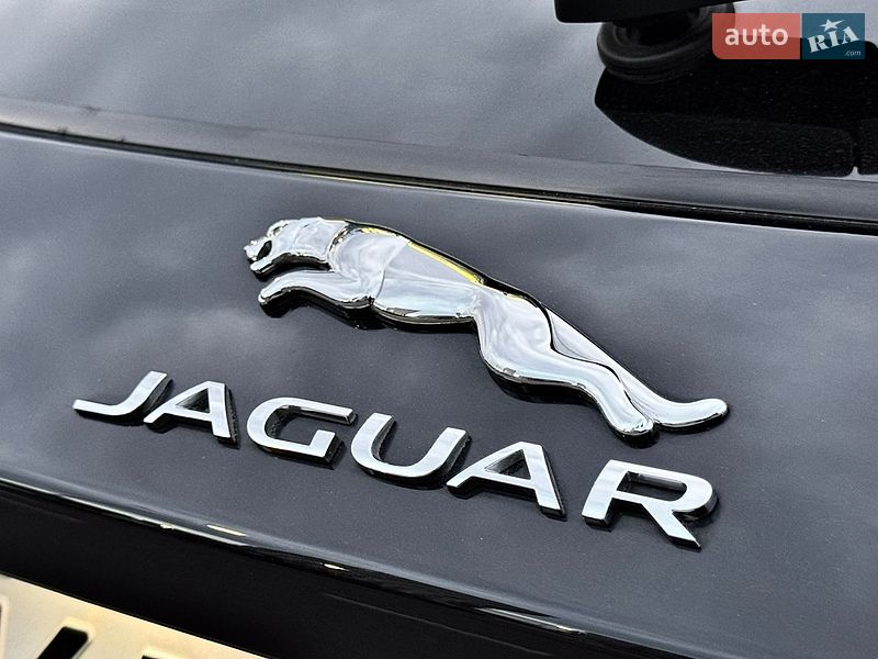 Внедорожник / Кроссовер Jaguar E-Pace 2020 в Киеве