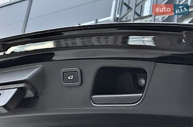 Внедорожник / Кроссовер Jaguar E-Pace 2020 в Киеве