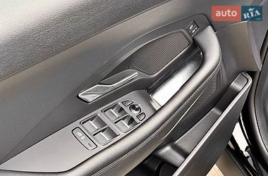 Позашляховик / Кросовер Jaguar E-Pace 2020 в Києві фото 24 Позашляховик / Кросовер Jaguar E-Pace 2020 в Києві