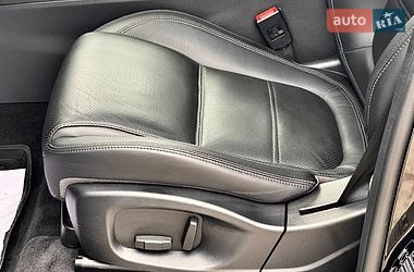 Внедорожник / Кроссовер Jaguar E-Pace 2020 в Киеве