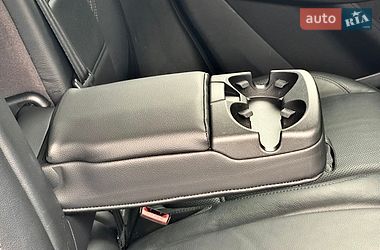 Внедорожник / Кроссовер Jaguar E-Pace 2020 в Киеве