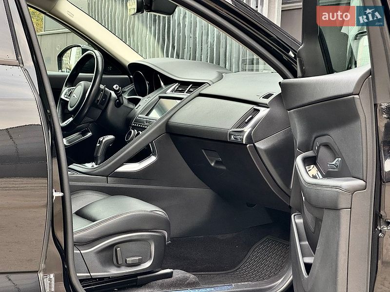 Внедорожник / Кроссовер Jaguar E-Pace 2020 в Киеве