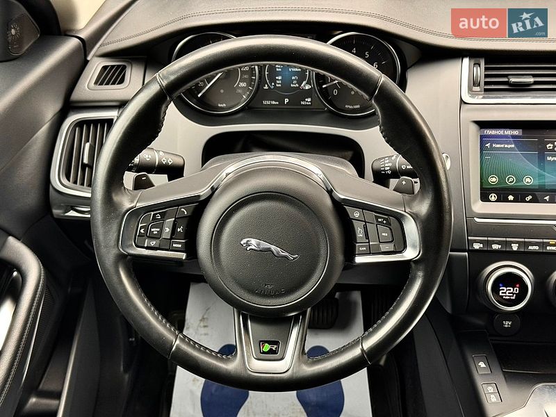 Внедорожник / Кроссовер Jaguar E-Pace 2020 в Киеве