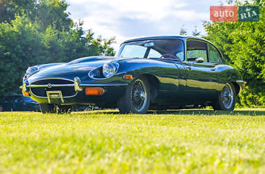 Купе Jaguar E-Type 1969 в 