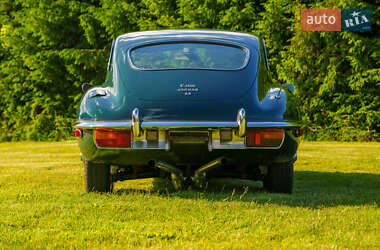 Купе Jaguar E-Type 1969 в 