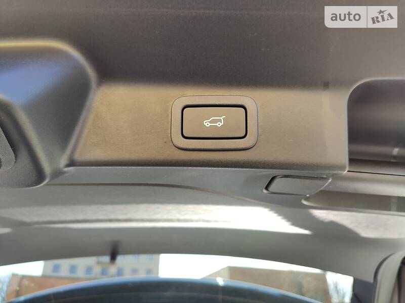 Позашляховик / Кросовер Jaguar F-Pace 2017 в Кропивницькому фото 48 Позашляховик / Кросовер Jaguar F-Pace 2017 в Кропивницькому