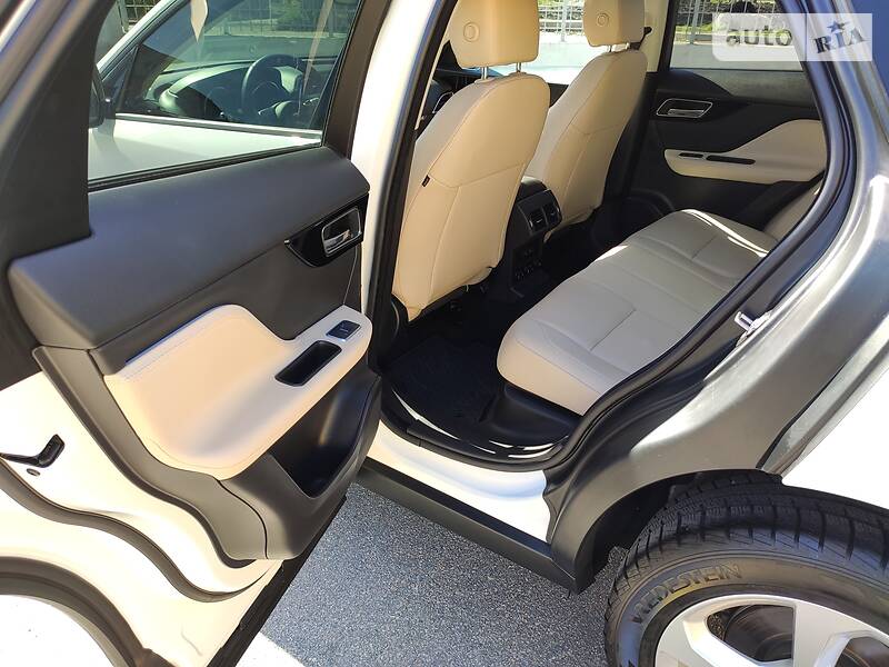 Позашляховик / Кросовер Jaguar F-Pace 2017 в Кропивницькому фото 35 Позашляховик / Кросовер Jaguar F-Pace 2017 в Кропивницькому