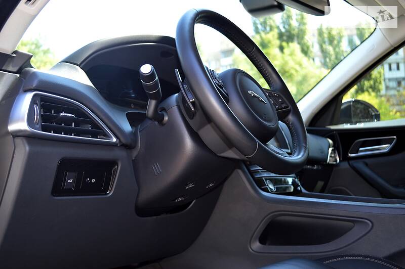 Позашляховик / Кросовер Jaguar F-Pace 2016 в Одесі фото 19 Позашляховик / Кросовер Jaguar F-Pace 2016 в Одесі