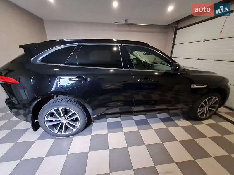 Позашляховик / Кросовер Jaguar F-Pace 2018 в Києві