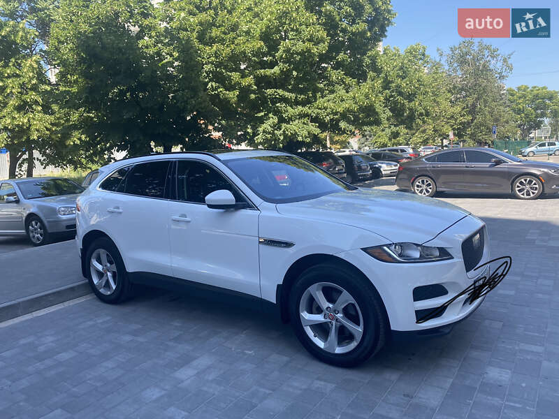 Позашляховик / Кросовер Jaguar F-Pace 2018 в Дніпрі
