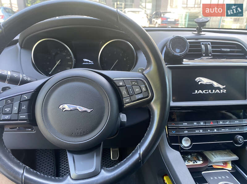 Внедорожник / Кроссовер Jaguar F-Pace 2018 в Днепре