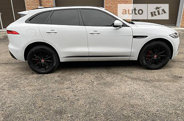 Внедорожник / Кроссовер Jaguar F-Pace 2018 в 